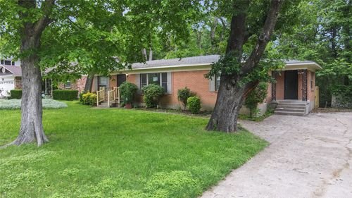3016 Loganwood, Dallas, TX, 75227 | Card Image