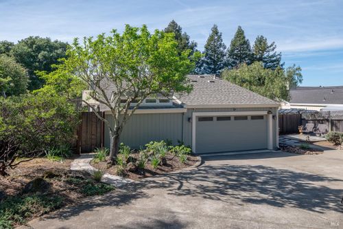 3035 Las Mesitas Drive, Santa Rosa, CA, 95405 | Card Image
