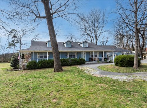 21865 Davidson Rd, Siloam Springs, AR, 72761-9704 | Card Image