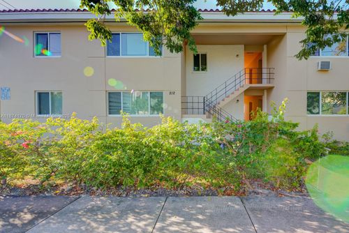 apt-7-212 Phoenetia Ave, Coral Gables, FL, 33134-3238 | Card Image