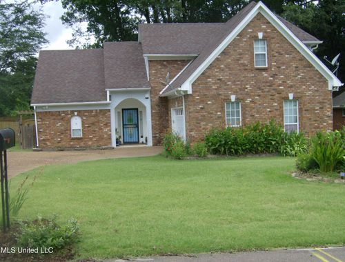 4335 Shiney Point Cv, Southaven, MS, 38672-6697 | Card Image