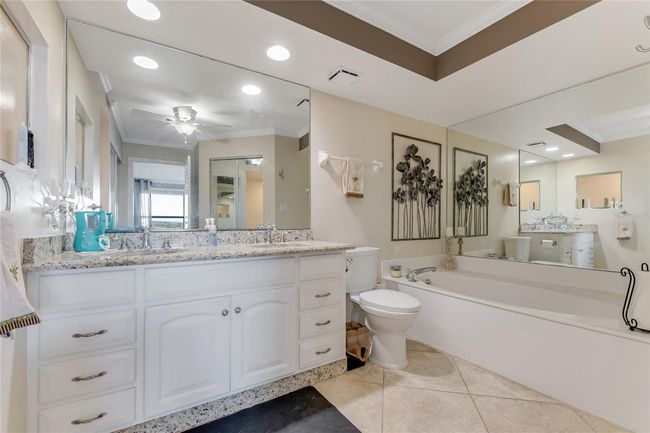 Owners Bath | Image 22