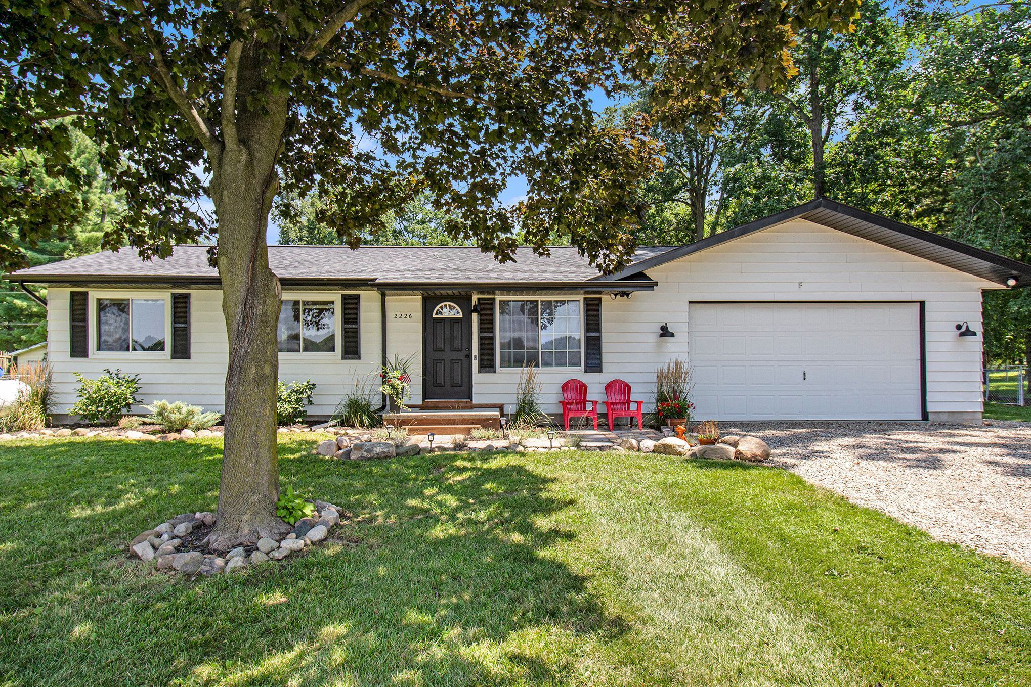 Layton Rd, Fowlerville, MI 48836