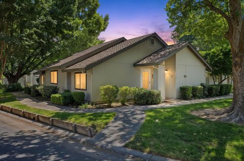 3201 Swallows Nest Drive, Sacramento, CA, 95833 | Card Image