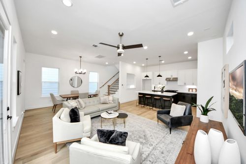 a-723 Marcella St, Houston, TX, 77091-5629 | Card Image