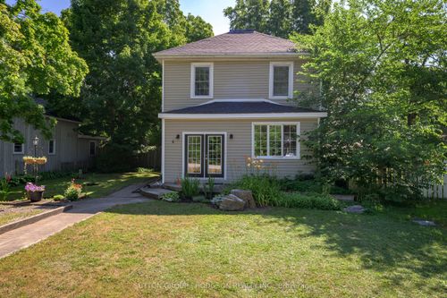 4 Louisa St, Bayfield, ON, N0M1G0 | Card Image