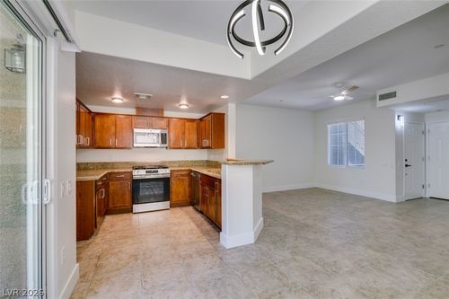 1038-6868 Sky Pointe Dr, Las Vegas, NV, 89131-6104 | Card Image