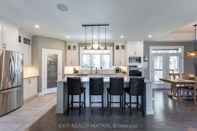 2070 8 Th Line Rd, House other with 5 bedrooms, 4 bathrooms and 8 parking in Metcalfe ON | Image 8