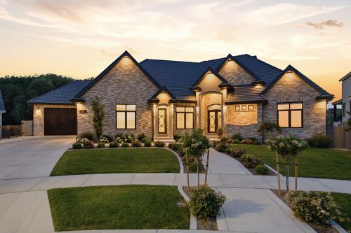 672 W 900 N, American Fork, UT, 84003-5151 | Card Image