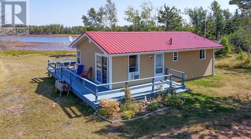 98 Charlies Lane, South Pinette, PE, C0A1R0 | Card Image