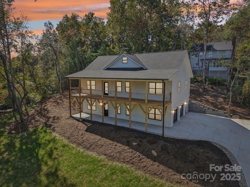 271 Greenstone Ln, Mills River, NC, 28759 | Card Image