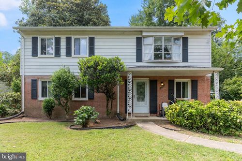 13705 Smallwood Ct, CHANTILLY, VA, 20151-2708 | Card Image