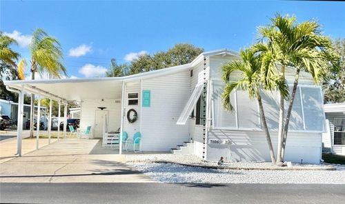 140-7106 Americana Dr Ne, ST PETERSBURG, FL, 33702-5928 | Card Image