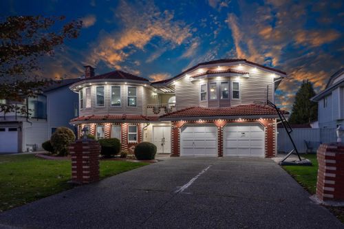12451 90a Ave, Surrey, BC, V3V1C3 | Card Image