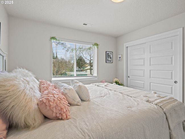 277 S 7 Th St, House other with 5 bedrooms, 3 bathrooms and 3 parking in Carlton OR | Image 29