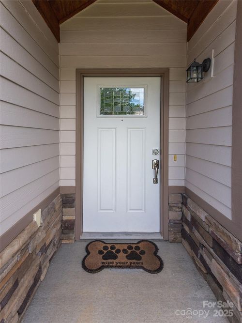 29 Kaylor Dr, Arden, NC, 28704-8801 | Card Image