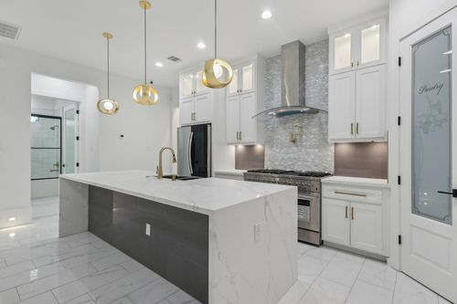 3505 Cobb St, Houston, TX, 77004-4728 | Card Image