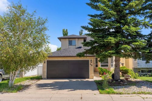 48 Millview Way Sw, Calgary, AB, T2Y2W5 | Card Image