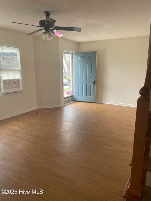 apt-c4-1105 Grovemont Dr, Greenville, NC, 27834-8488 | Card Image