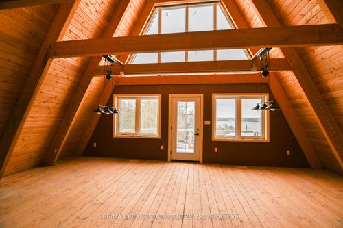 9 Urban St, South Bruce Peninsula, ON, N0H2T0 | Card Image