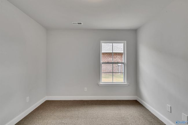 6105 Eagle Point Cir Se, House other with 3 bedrooms, 2 bathrooms and null parking in Owens Cross Roads AL | Image 24