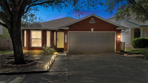9000 Anna St, Austin, TX, 78748-1623 | Card Image