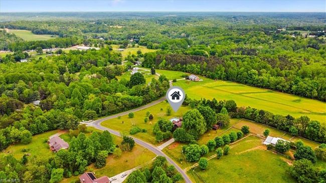 9020 Deer Hill Rd, House other with 4 bedrooms, 3 bathrooms and null parking in Belews Creek NC | Image 33