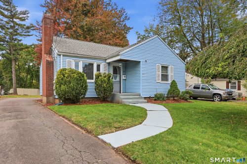 21 Elmfield St, West Hartford, CT, 06110-1816 | Card Image