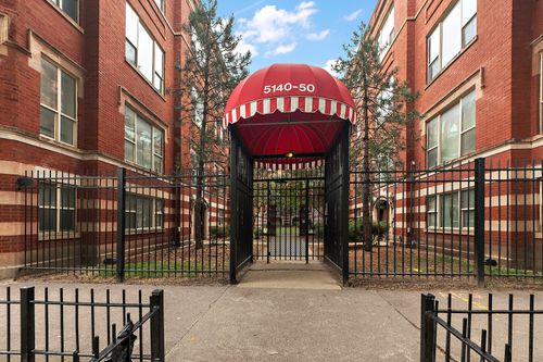 2a-5150 S King Dr, Chicago, IL, 60615-3541 | Card Image
