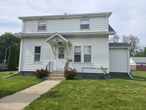 1601 Murray Ave, Worthington, MN, 56187-2543 | Card Image