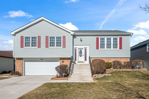 1220 Dorchester Ln, Hoffman Estates, IL, 60169-2306 | Card Image