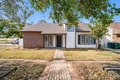 5008 Redbud Drive, House other with 3 bedrooms, 2 bathrooms and null parking in Sand Springs OK | Image 1