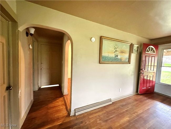 5829 Youngstown Hubbard Rd, House other with 4 bedrooms, 2 bathrooms and null parking in Hubbard OH | Image 5