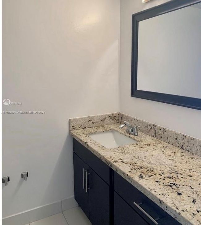 203 - 2771 Taft St, Condo with 2 bedrooms, 2 bathrooms and null parking in Hollywood FL | Image 7