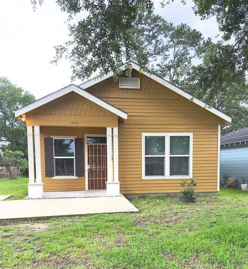2375 Ranier St, Beaumont, TX, 77701-6422 | Card Image
