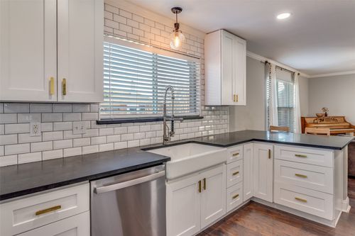 10628 Winding Passage Way, Fort Worth, TX, 76131-3990 | Card Image