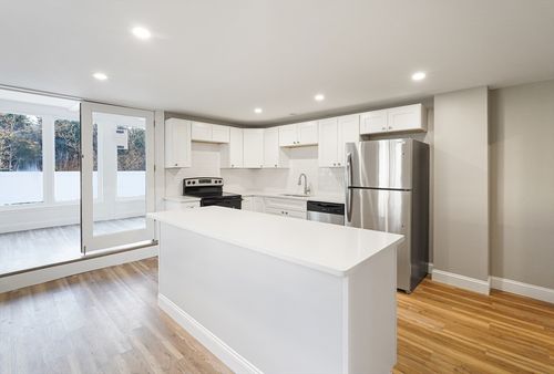 apt-2-98 Southville Rd, Southborough, MA, 01772-2163 | Card Image