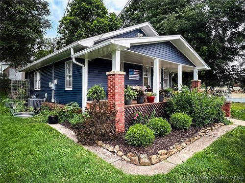 615 S Adams St, French Lick, IN, 47432-1471 | Card Image