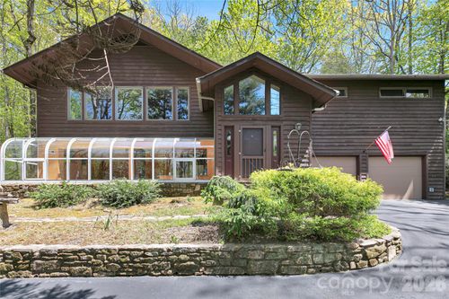 71 Elseetos Dr, Brevard, NC, 28712-9201 | Card Image
