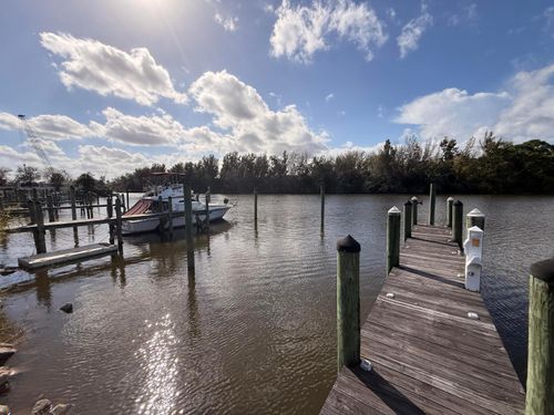 3345 Sw Porpoise Cir, Stuart, FL, 34997-8914 | Card Image