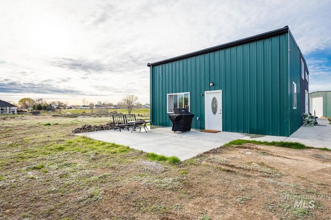1300 N Big Tree Ln, House other with 4 bedrooms, 3 bathrooms and 4 parking in Kuna ID | Image 27