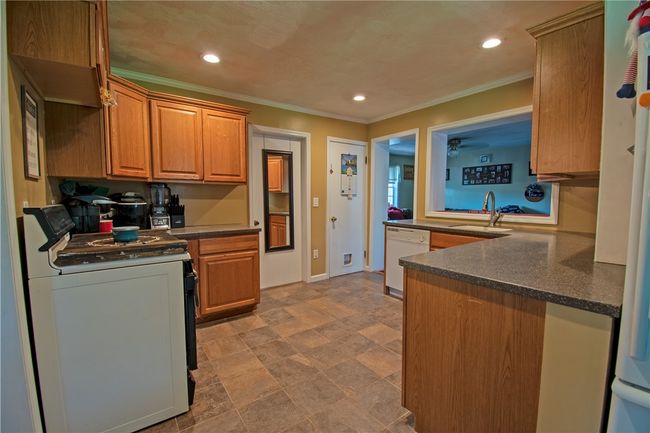 8 New St, House other with 4 bedrooms, 2 bathrooms and null parking in Windsor NY | Image 8