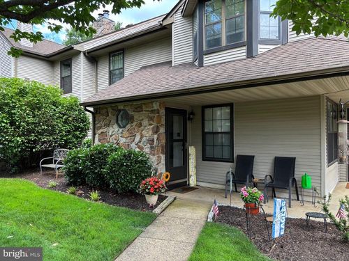 62 Basswood Ct, WARRINGTON, PA, 18976-2603 | Card Image