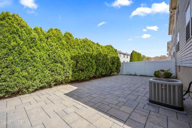 17 Kingfisher Ct, House other with 3 bedrooms, 4 bathrooms and null parking in Marlboro NJ | Image 23