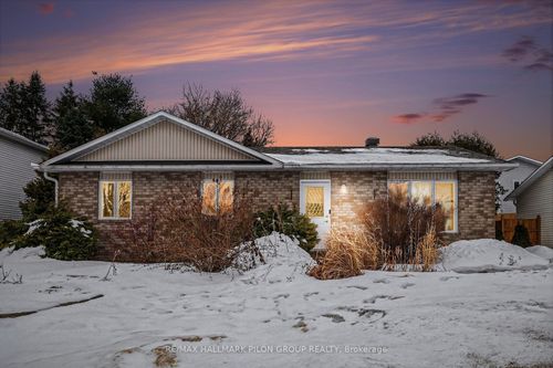 702 Poitras Street, Clarence Rockland, ON, K4K1M9 | Card Image