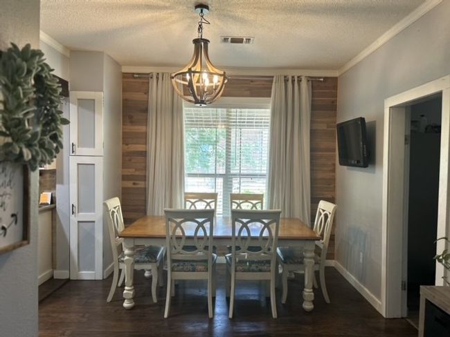 809 N 6th St, House other with 4 bedrooms, 2 bathrooms and 2 parking in Ballinger TX | Image 5