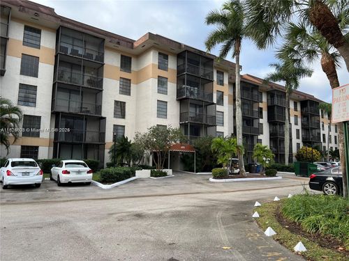 apt-509a-5570 Nw 44th St, Lauderhill, FL, 33319-6155 | Card Image