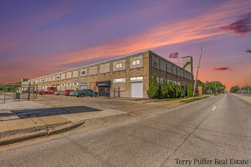 unit-4-143 W Sherman Blvd, Muskegon, MI, 49444-1456 | Card Image