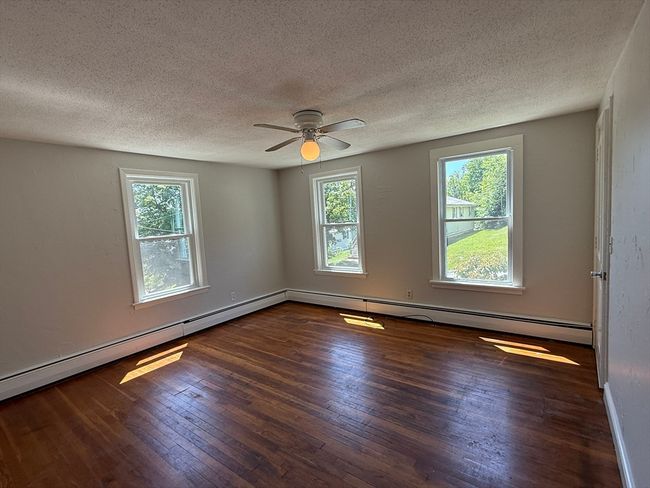 APT-1 - 38 Tatman St, Condo with 3 bedrooms, 1 bathrooms and 2 parking in Worcester MA | Image 4