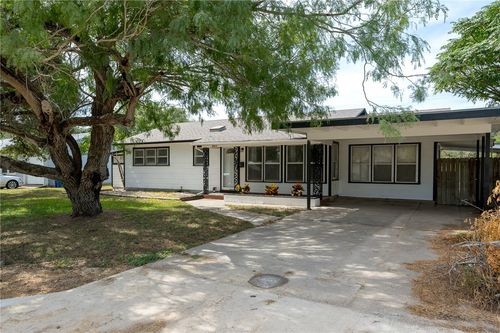 501 W Fannin St, Refugio, TX, 78377-1906 | Card Image